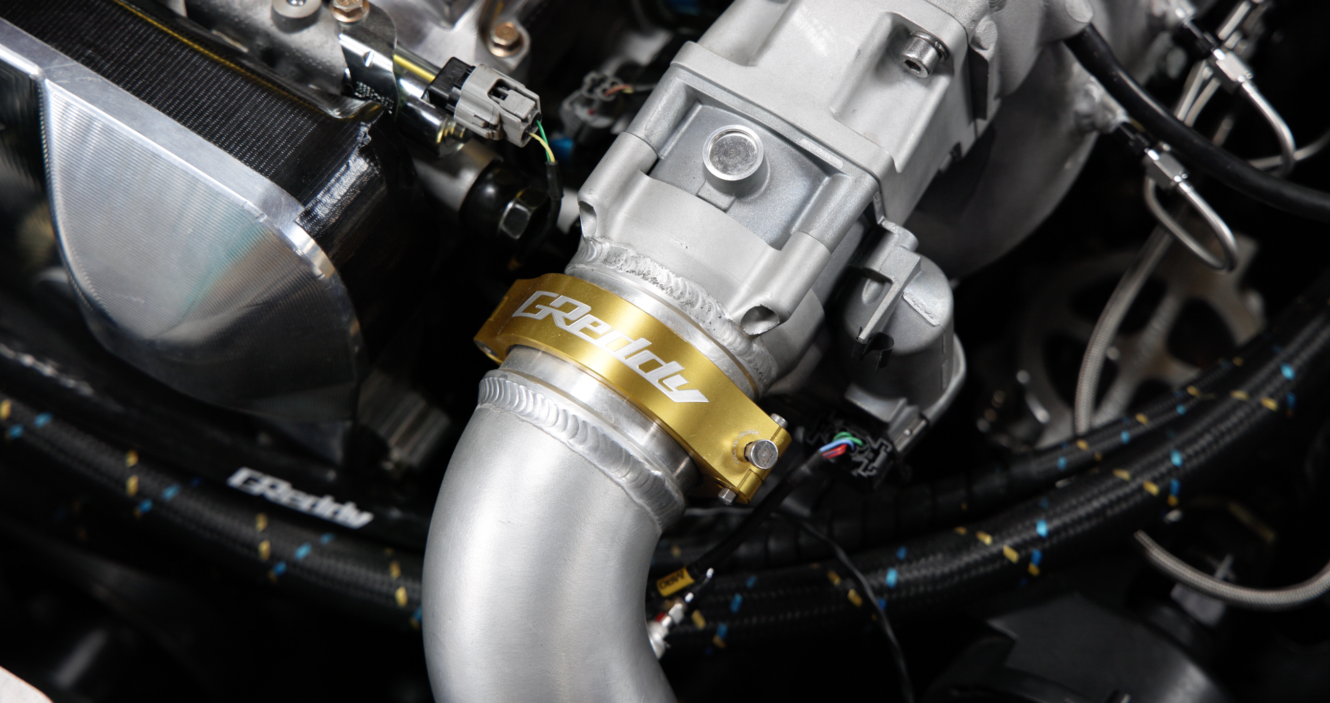 GREDDY 3.0" BOOST TUBE CLAMP WITH WELD-ON RINGS (GOLD) - (22420300)